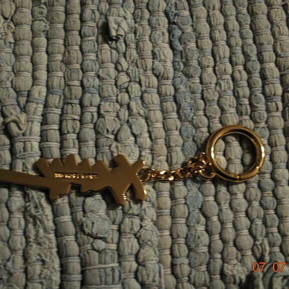 Michael Kors Gold Tone sparkling tone key chain - Picture 5 of 7